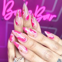 Exquisite nails