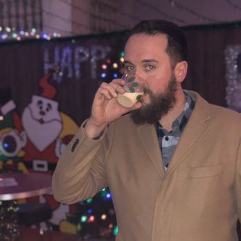 Happy's: A Holiday Bar - Egg nog - Cocktail Bars Near Me - Chicago, Illinois Happy's: A Holiday Bar - Egg nog - Cocktail Bars Near Me - Chicago, Illinois