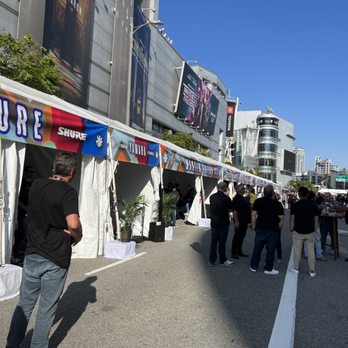 Crypto Arena - more guitars - Stadiums & Arenas Near Me - Los Angeles, California