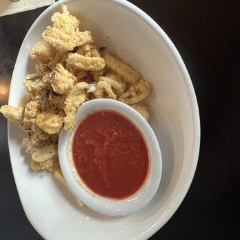 St Augustine Fish Camp - Calamari appetizer - Seafood Near Me - St Augustine, Florida St Augustine Fish Camp - Calamari appetizer - Seafood Near Me - St Augustine, Florida