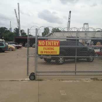 Gas Monkey Garage - Filming Fast N Loud! - Used Car Dealers Near Me - Dallas, Texas