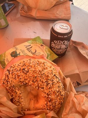 Meshuggah Bagels by null