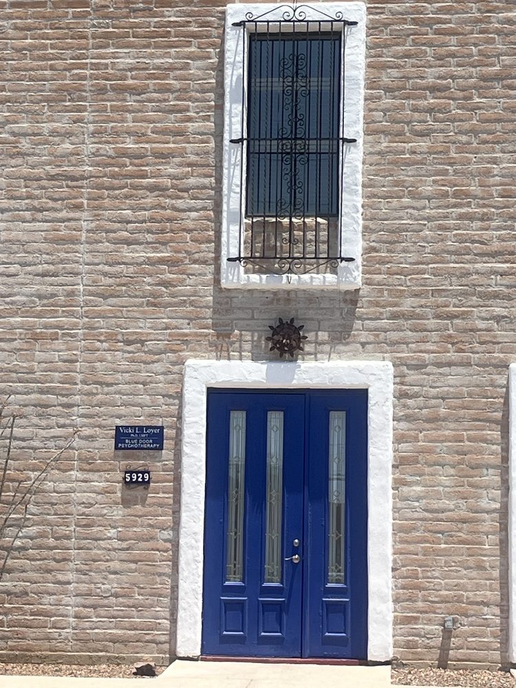 Loyer-Carlson Vicki PHD - grief counselor in Tucson, AZ