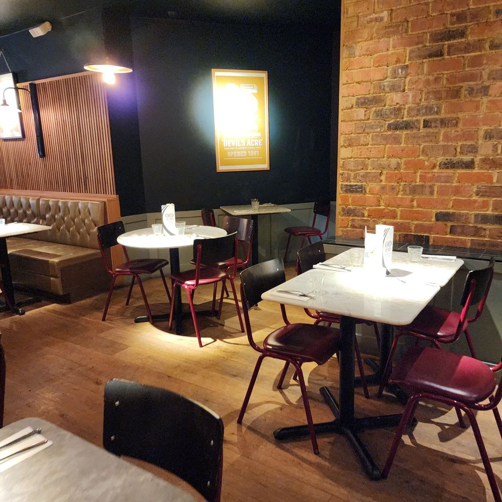 Pizza Express - Pizza Near Me - London, XGL Pizza Express - Pizza Near Me - London, XGL