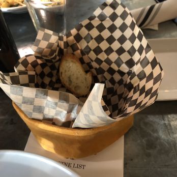 Nicoletta's Table - Italian Near Me - Lake Oswego, Oregon