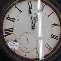 Ace Hardware - Does any know what time it is?