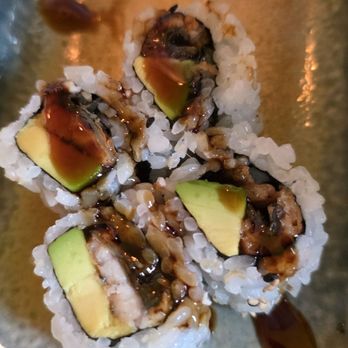 Ako - Eel Avocado Roll - Sushi Bars Near Me - Brooklyn, New York