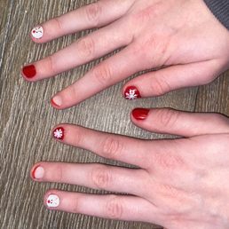 Manicure by Una
