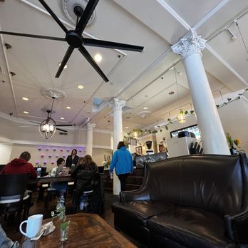 Kru Coffee - Coffee & Tea Near Me - Burlington, Vermont
