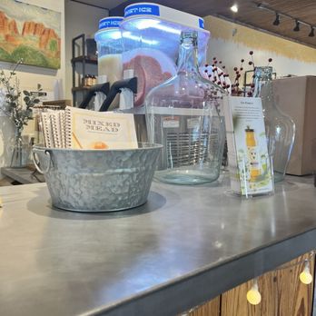 Savannah Bee Company - Bar area - Honey Near Me - Sedona, Arizona Savannah Bee Company - Bar area - Honey Near Me - Sedona, Arizona
