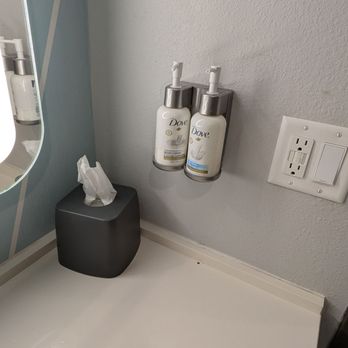 avid hotel Savannah South - Gateway - All the soaps in my room were Dove brand. - Hotels Near Me - Savannah, Georgia avid hotel Savannah South - Gateway - All the soaps in my room were Dove brand. - Hotels Near Me - Savannah, Georgia