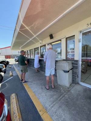 Cookie's Drive In by null
