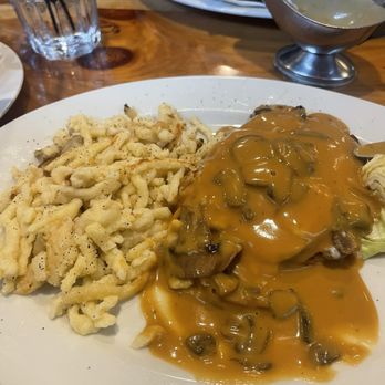 Bodensee Restaurant - Chef 's Schnitzel - German Near Me - Helen, Georgia