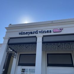 Vineyard Vines