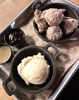 Two Birds Taphouse by null