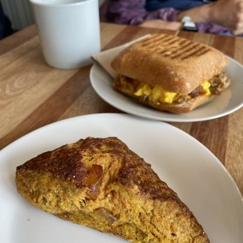 Kits Beach Coffee - Pumpkin Ginger scones & Pulled Pork breakfast sandwiche. - Coffee & Tea Near Me - Vancouver, British Columbia