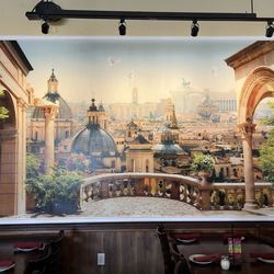 Noli's Vite - Inside dining area art.