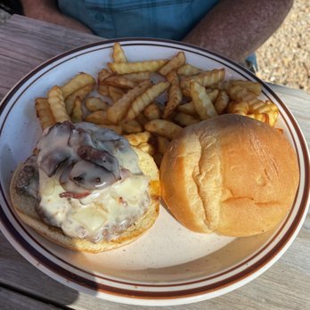 D’s Country Kitchen - Bomb Dignity with Bacon Mushroom and Swiss cheese .  Husband loved it!! - Waffles Near Me - Ellsinore, Missouri