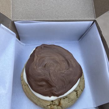 The Cookie Crew - Giant S'more Cookie - Desserts Near Me The Cookie Crew - Giant S'more Cookie - Desserts Near Me