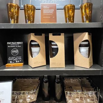 Starbucks - Tumblers, cups, and pins - Coffee & Tea Near Me - Seattle, Washington Starbucks - Tumblers, cups, and pins - Coffee & Tea Near Me - Seattle, Washington
