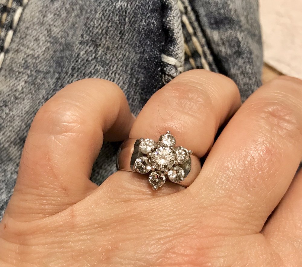 CROSSGATES JEWELERS Updated June 2024 401 Cross Park Dr, Pearl