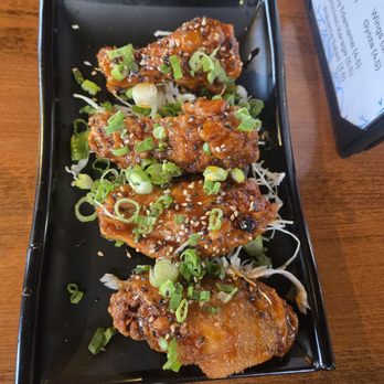 Bakudan Ramen - Honey Sriracha wings - Ramen Near Me - San Antonio, Texas