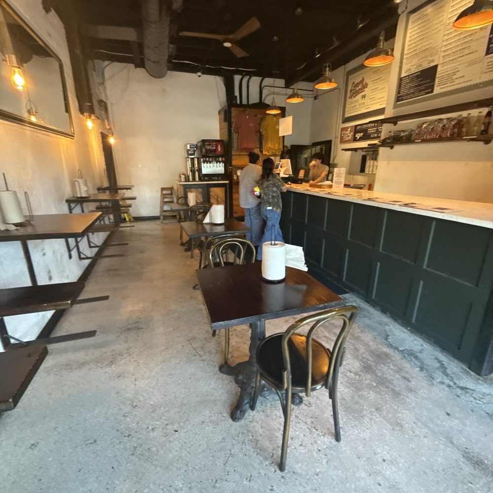 Cajun Craft - Indoor seating and ordering - Cajun/Creole Near Me - Waco, Texas Cajun Craft - Indoor seating and ordering - Cajun/Creole Near Me - Waco, Texas