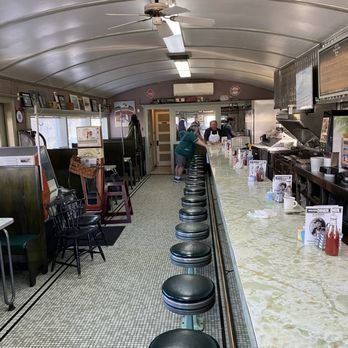Quaker Diner - Breakfast & Brunch Near Me - West Hartford, Connecticut Quaker Diner - Breakfast & Brunch Near Me - West Hartford, Connecticut