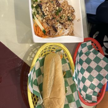 vPho - Kid portion of pork vermicelli and combo/kid pork hoagie - Vietnamese Near Me - Newark, Delaware