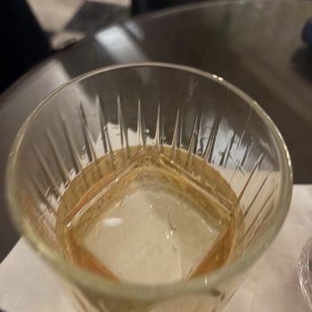 Fairmont Olympic Hotel, Seattle - Bourbon drink with a large cube ice...how it should be served!! Nice!!! - Hotels Near Me - Seattle, Washington Fairmont Olympic Hotel, Seattle - Bourbon drink with a large cube ice...how it should be served!! Nice!!! - Hotels Near Me - Seattle, Washington
