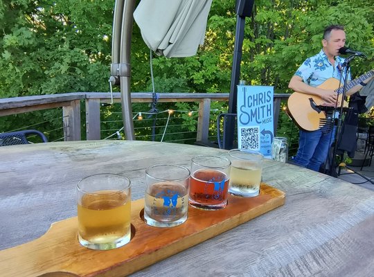 Suttons Bay Ciders by null