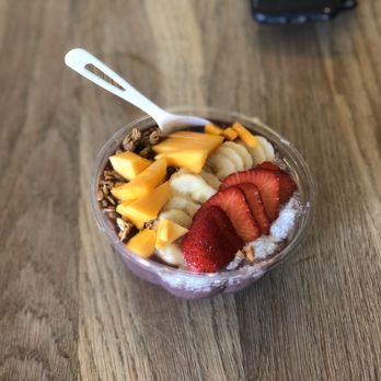 Tucker & Bevvy - Açaí bowl - Breakfast & Brunch Near Me - Honolulu, Hawaii Tucker & Bevvy - Açaí bowl - Breakfast & Brunch Near Me - Honolulu, Hawaii