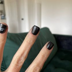The Nail Parlor - I was bleeding on my left hand middle finger from her nicking me with the Dremel tool