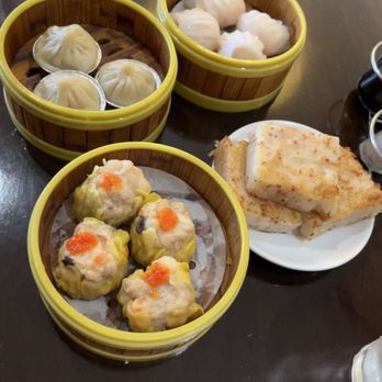 Jade Restaurant - Shrimp Har Gow, siu mai, turnip cake, and Steamed Dumpling - Asian Fusion Near Me - Austin, Texas