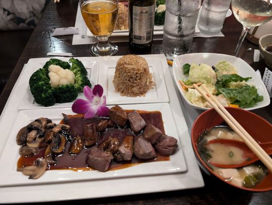 Daruma North Sarasota - Japanese Steakhouse & Sushi Lounge by null