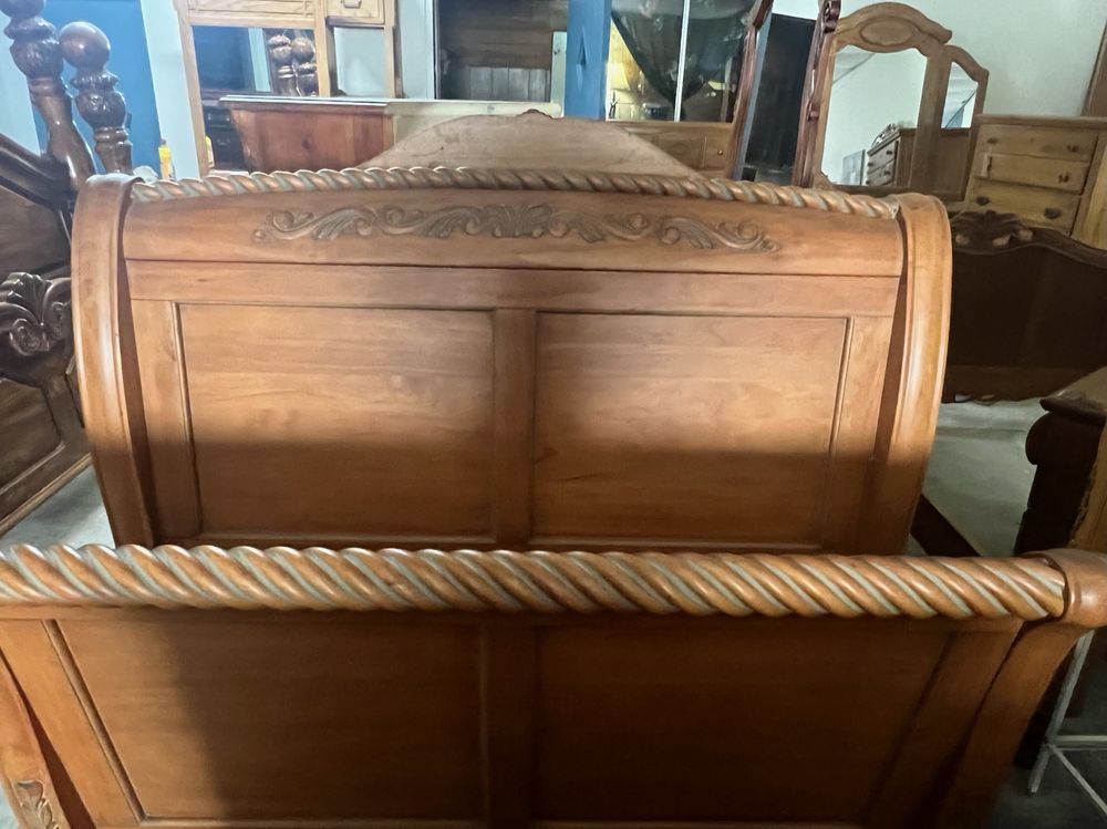 SUTTON FURNITURE INC