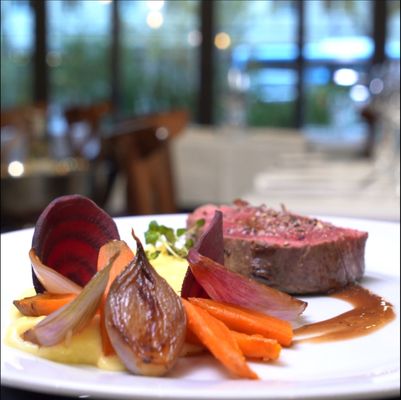 Bistro V by null