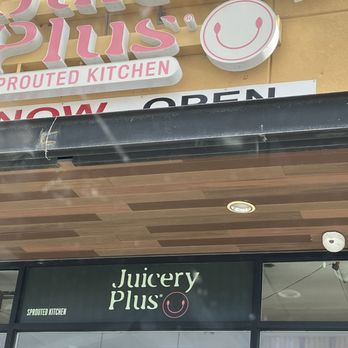 Juicery Plus - Front door - Acai Bowls Near Me - El Paso, Texas