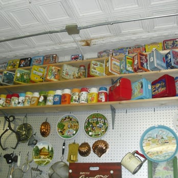 Bahoukas Antique Mall - Antiques Near Me - Havre De Grace, Maryland