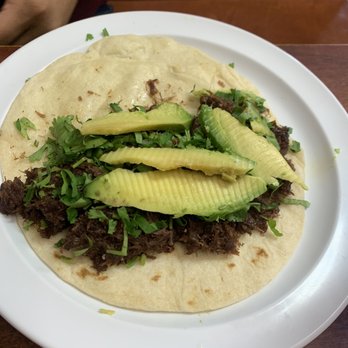 Taco Broadway - Taco de Barbacoa w/ avocado - Mexican Near Me - San Antonio, Texas Taco Broadway - Taco de Barbacoa w/ avocado - Mexican Near Me - San Antonio, Texas