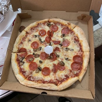 Beach Bella Pizza II - Undercooked pizza - Pizza Near Me - Virginia Beach, Virginia