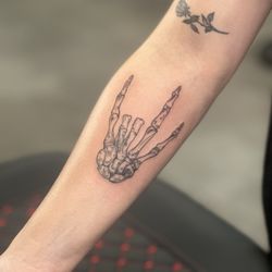 Cleopatra Ink Tattoo & Piercing - Loving Design - New Life New and fresh on day 1 - 07/29/24