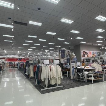 Target - Department Stores Near Me - Roseville, California