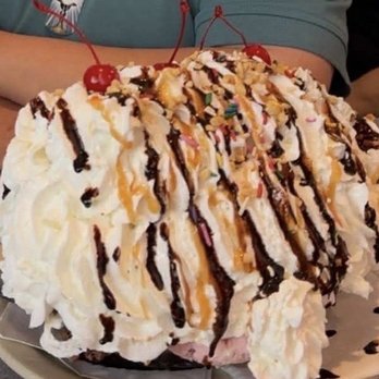 66 Diner - birthday banana split. - Diners Near Me - Albuquerque, New Mexico