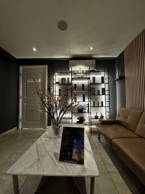 Inside Our Head Spa - The inside of our Head Spa is warm and cozy to set the ambiance for your service treatment Inside Our Head Spa - The inside of our Head Spa is warm and cozy to set the ambiance for your service treatment