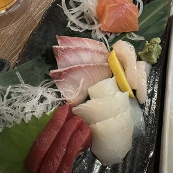 Izakaya Go LA - 15 Piece 5 Kind Omakase Sashimi Platter - Izakaya Near Me - Los Angeles, California Izakaya Go LA - 15 Piece 5 Kind Omakase Sashimi Platter - Izakaya Near Me - Los Angeles, California