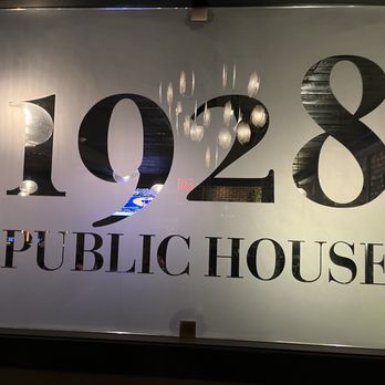 1928 Public House - American Near Me - Middleburg Heights, Ohio 1928 Public House - American Near Me - Middleburg Heights, Ohio