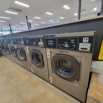 Laundry World - Laundromat Near Me - Pompano Beach, Florida