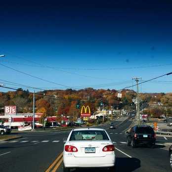 Derby Central Mobil - a view of a busy street - Gas Stations Near Me - Derby, Connecticut Derby Central Mobil - a view of a busy street - Gas Stations Near Me - Derby, Connecticut