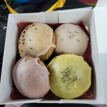 Valentine Sweets - Lemon poppyseed cookie, earl grey and rose cookie, Thai tea cookie, and lavender cookie - Patisserie/Cake Shop Near Me - Pasadena, California